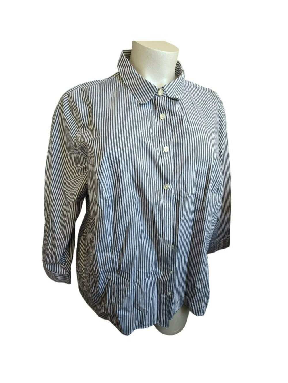 Catherines Womens Grey White Striped Button-Down Shirt 3X 26/28W JJ4300